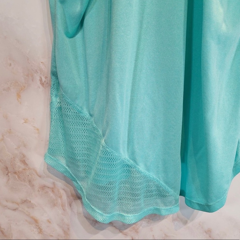 Nike Dri-Fit Mesh Racerback Tank (M) - Picture 7 of 8